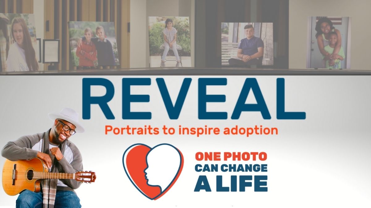 SaulPaul Performs at REVEAL: Portraits to Inspire Adoption